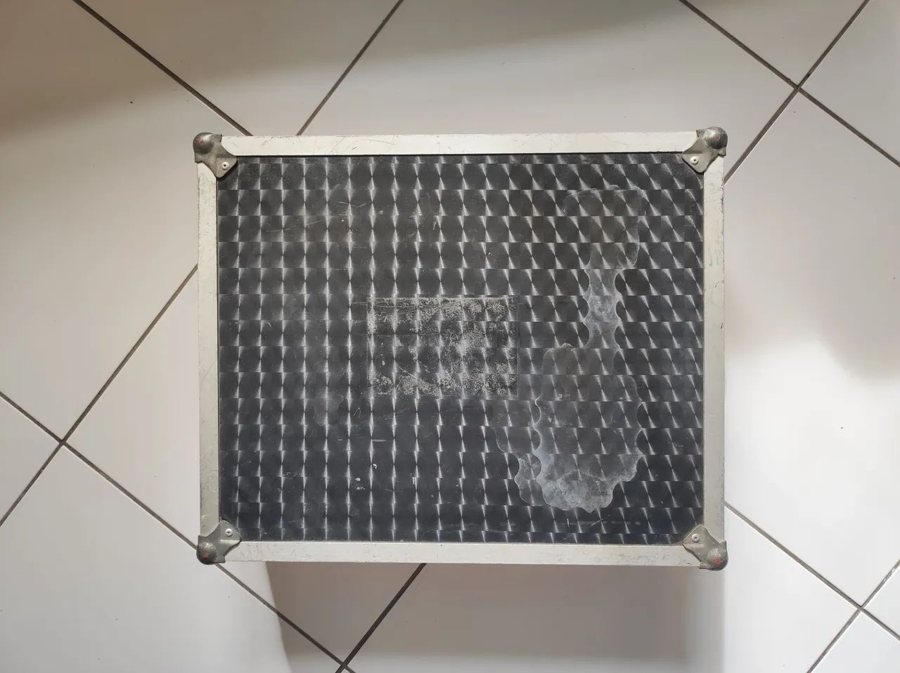 MESA BEHRINGER 14 CANAIS COM CASE  - Foto 4
