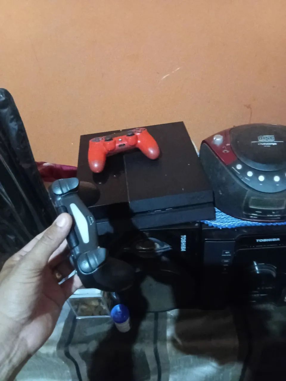 Vende-se ps4 semi novo  - Foto 2