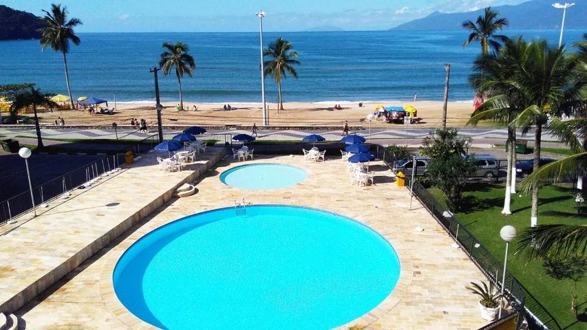 Apto Praia Martin de Sá, Frente ao Mar, Piscinas, Feriado quinta 01 maio, WiFi