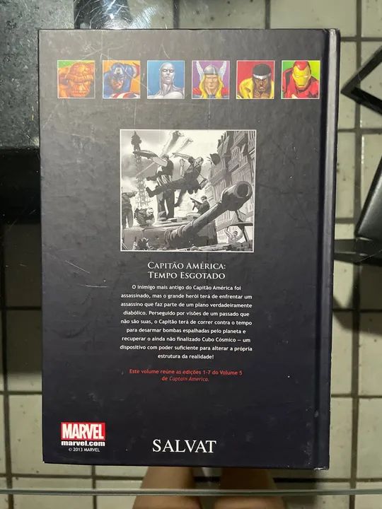Capitão América - Tempo Esgotado - HQ Marvel - Foto 2