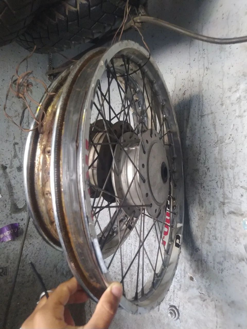 Roda de Moto - Foto 4