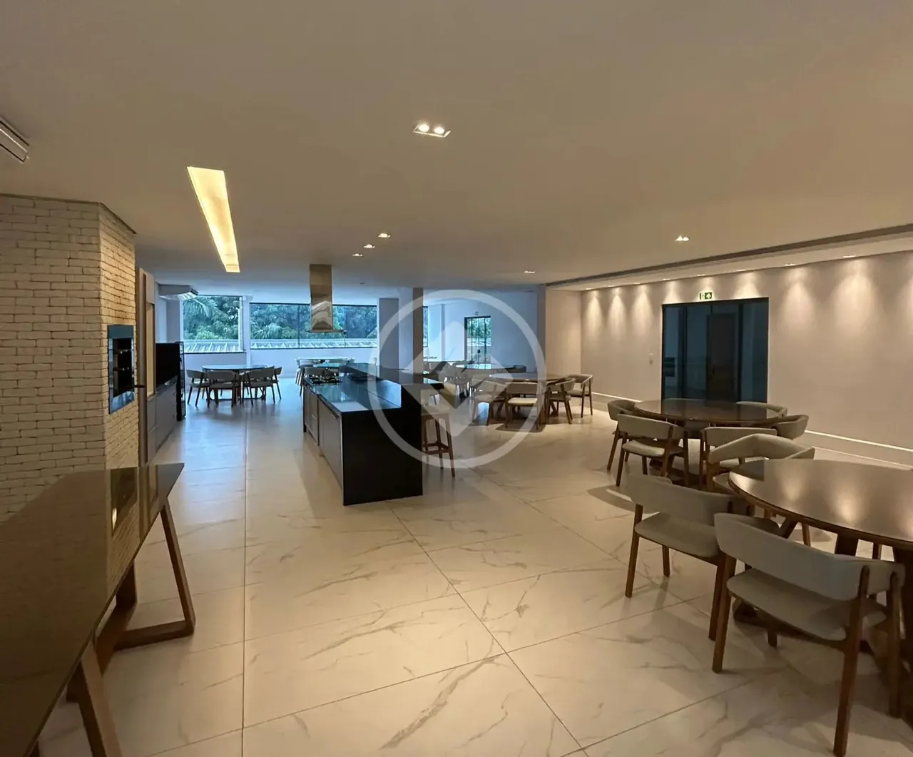 Apartamento na região do Goiabeiras - Venda 630 mil | Locação 4.000 mil + condomínio e ipt