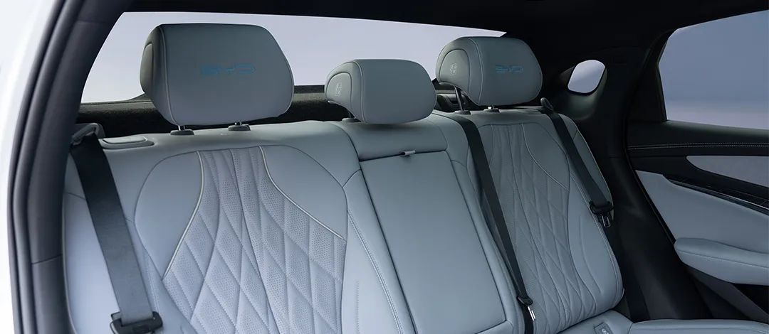 BYD Seal 2025 | Sedã 100% elétrico com potência de super esportivo | Porta-malas 400L - Foto 4