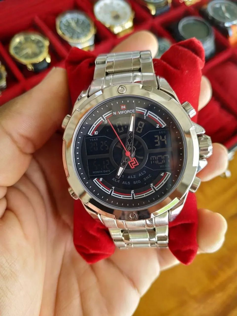 Relógio de aço inox 100% original  - Foto 4