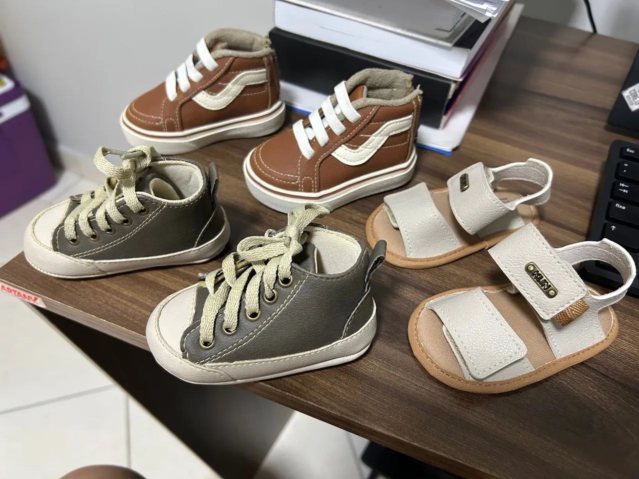 Kit de calçados para Bebê - 11 centímetros (6 a 9meses)