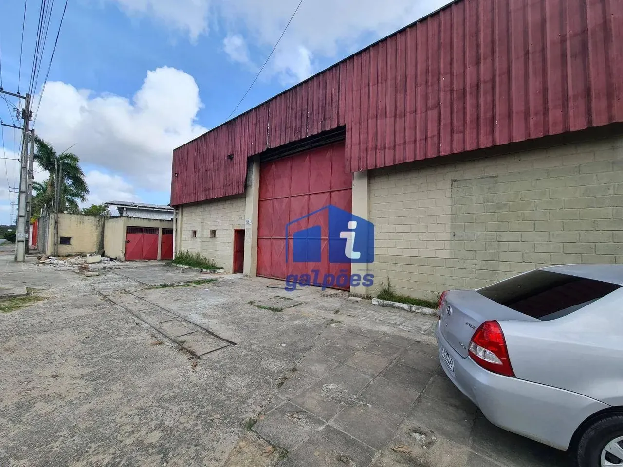 Galpão com 575 m² mais área livre em Guabiraba, Recife - PE