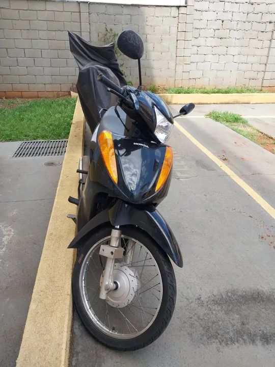 BIZ  100. 2013  ES    - Foto 5