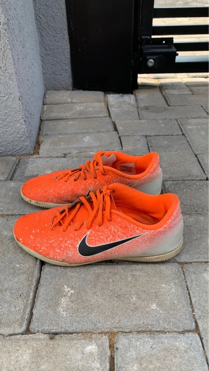 Tênis Nike Futsal - Tamanho 37 - Foto 5