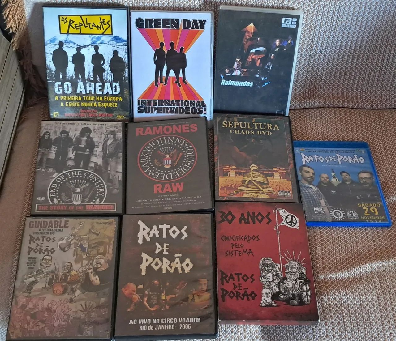 DVDs 64292275378433120