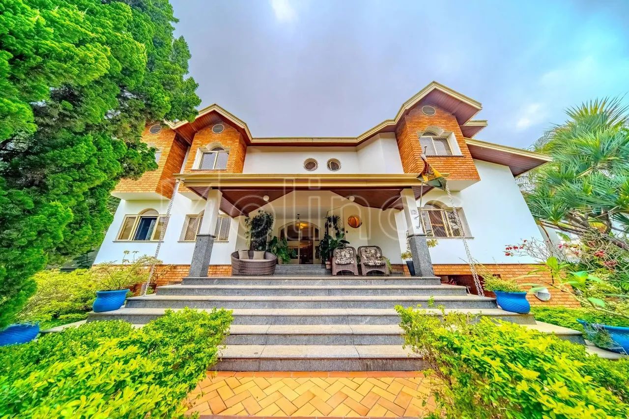 GranVille - Casa Conceito Aberto em Condominio com 4 Suítes - Adega - Lago de Carpa - Mobi