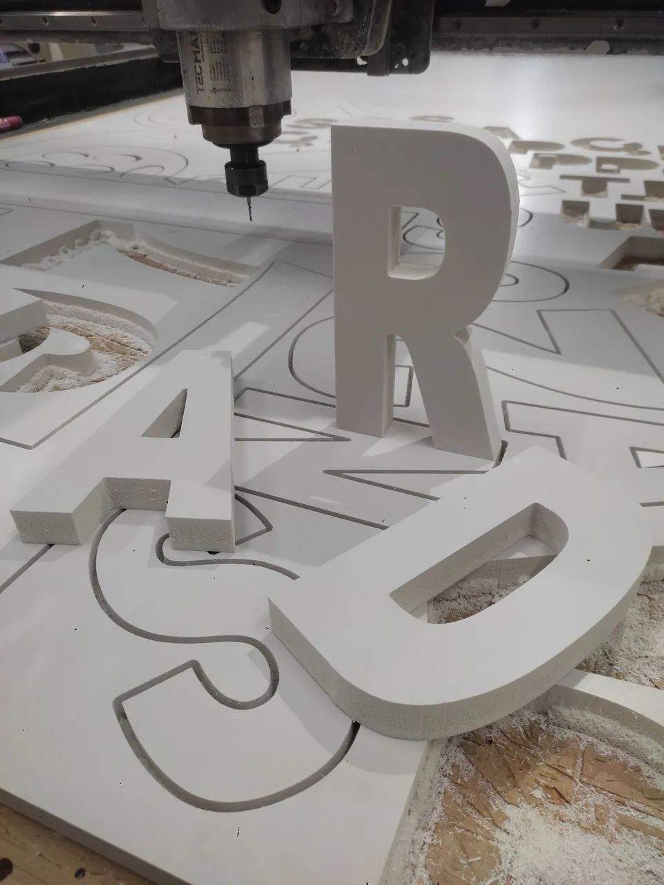 Cortes de PVC cnc - Foto 4