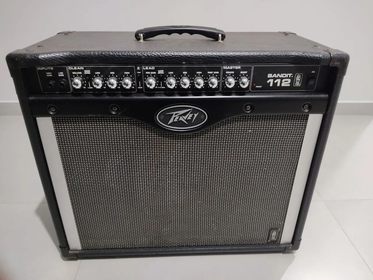 Amplificador de guitarra peavey bandit 112