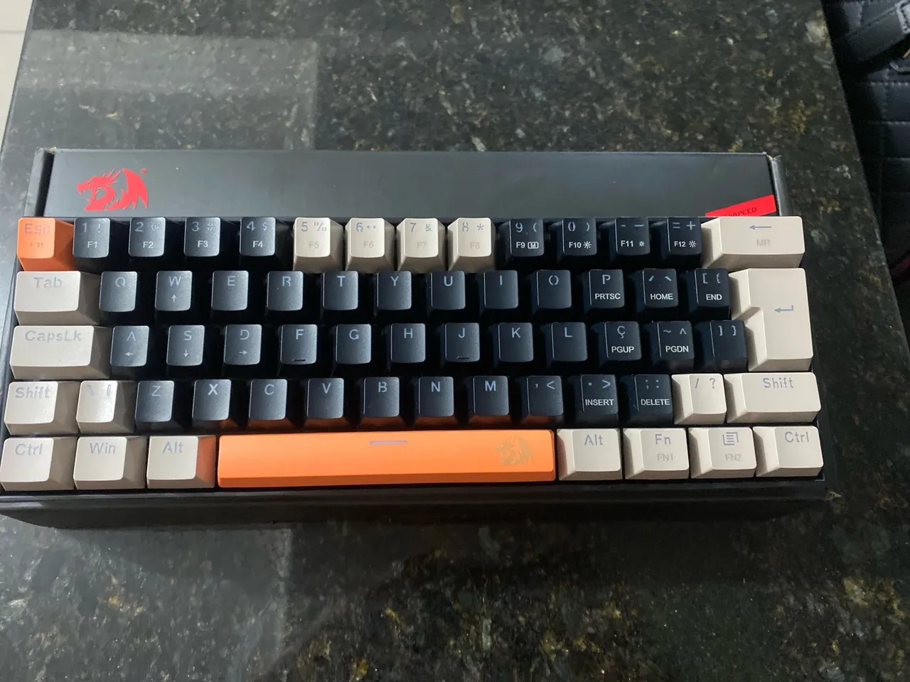 Teclado Mecânico Redragon 60%