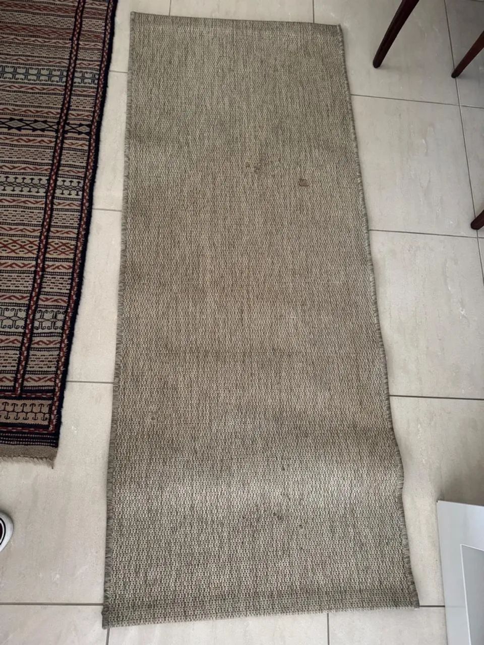 Tapete em fibra natural para sala ou quarto 0,66m x 2,40m