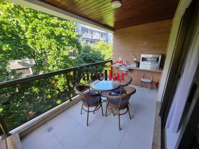 Apartamento : / Residencial / Tijuca