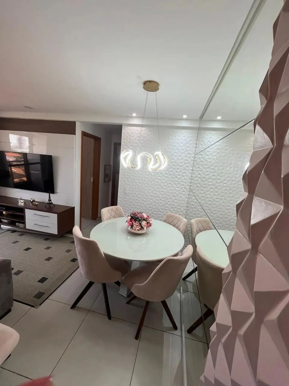 Spazio de Veneza - Estados - 61m² - 02 Quartos s/ 01 Suíte -01 vg - Sul - Ambientado com p - Foto 2