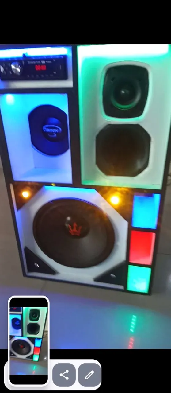 Caixa de Som bob com Iluminação rgbLED