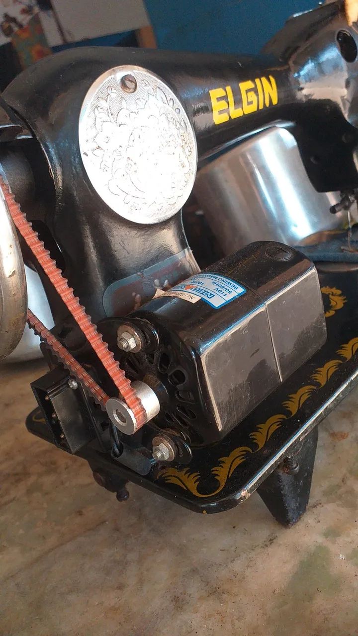 Máquina de Costurar Elgin - Foto 4