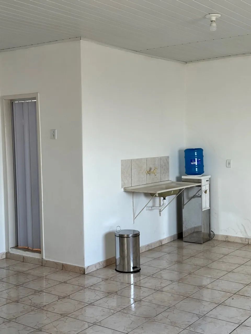 Sala comercial mobiliada com ar  - Foto 2