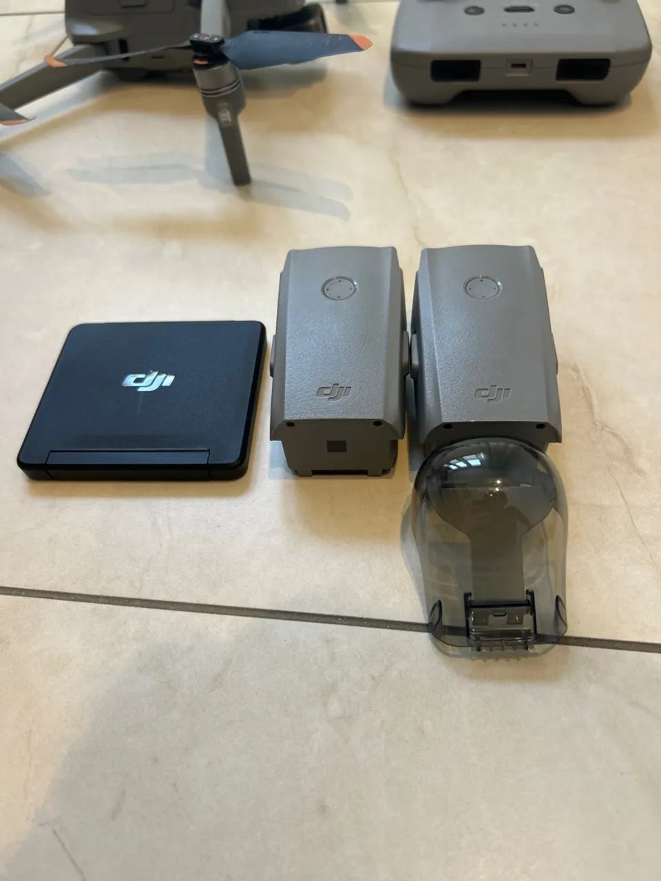 DJI Air 2S muito pouco usado - Fly More Combo completo (3 baterias, filtros ND, case) - Foto 5