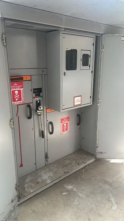 Cabine primária + transformador trifásico de 500 kVA,(nunca foi usada)