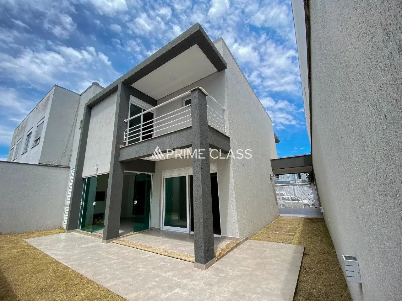 Sobrado com 3 dormitórios no bairro Mont Serrat em Canoas para alugar - Foto 2