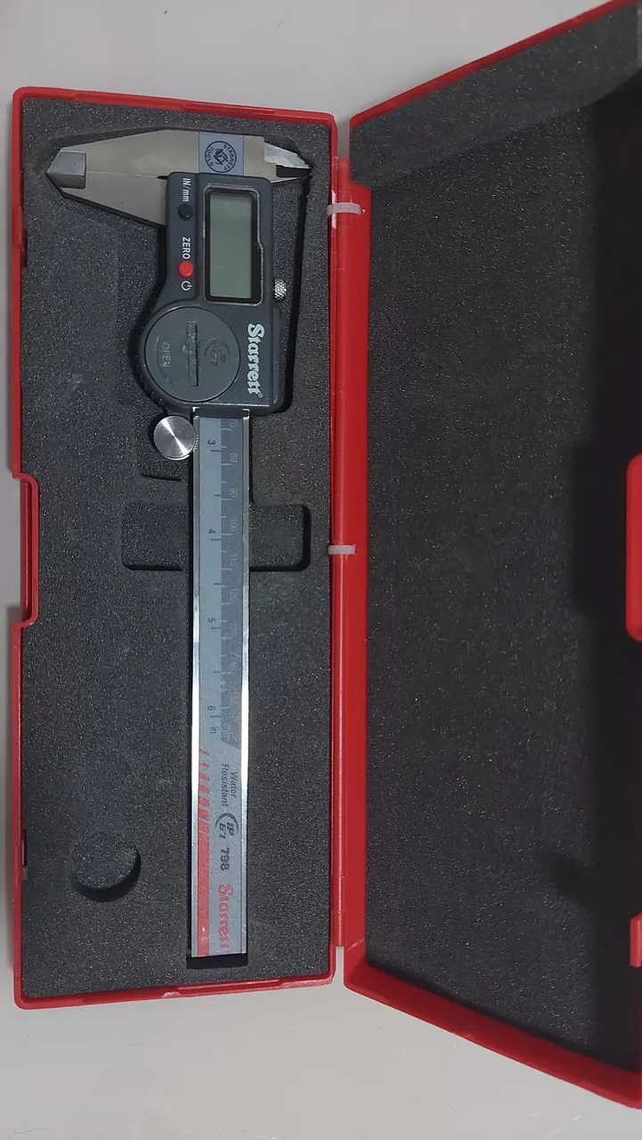 Paquímetro Digital Starrett 150mm