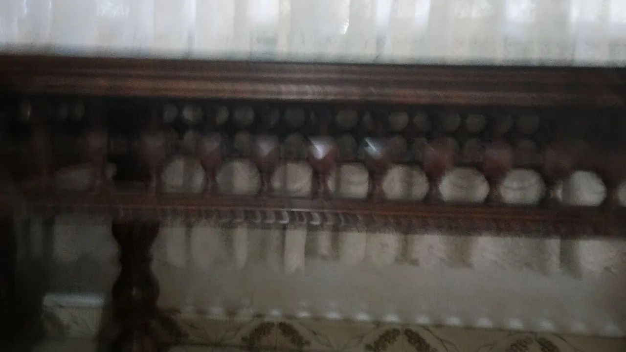 Mesa em madeira maciça rústica64386064792066124