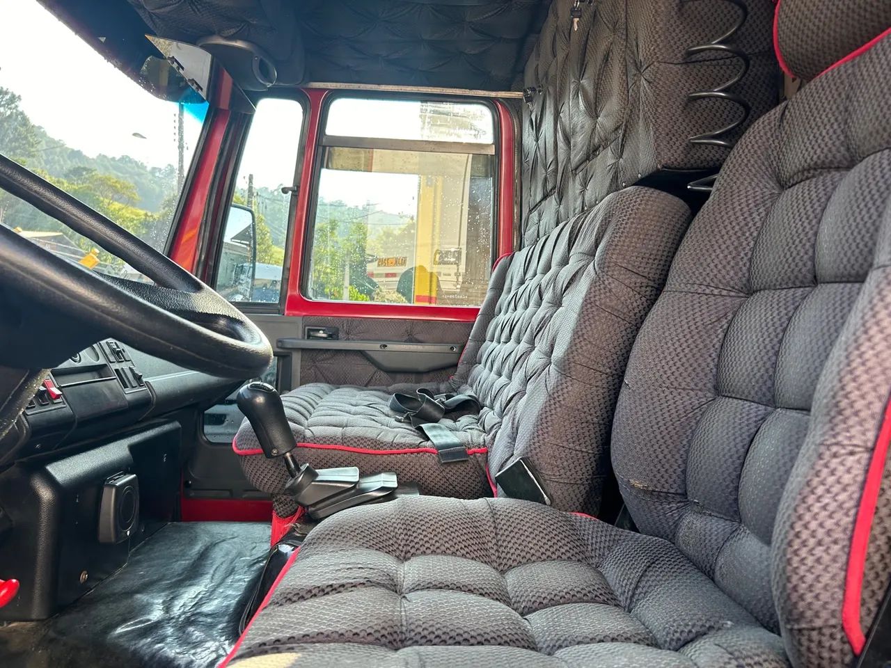 Ford Cargo 815 - Foto 4