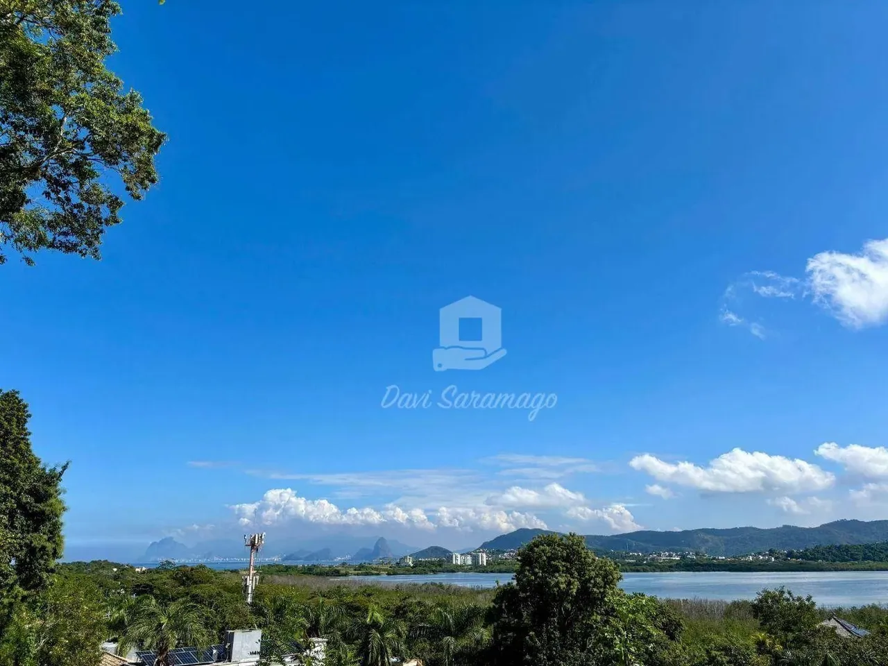 Terreno À Venda Com 800m² Em Itacoatiara - Niterói/RJ
