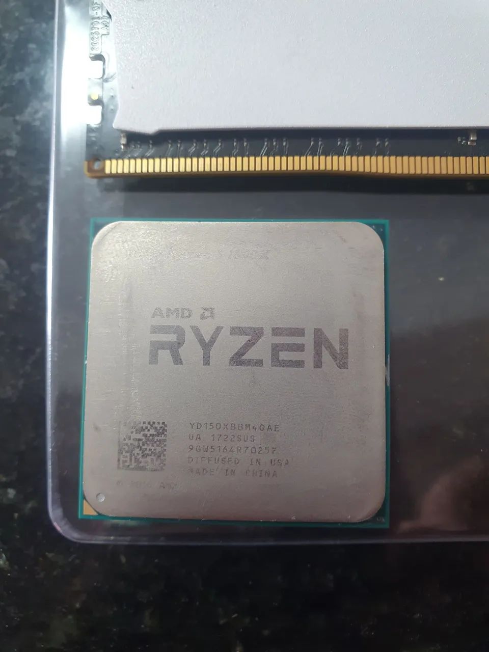 Processador AMD Ryzen 5 1500X e memória Ham de 16 gb 2400