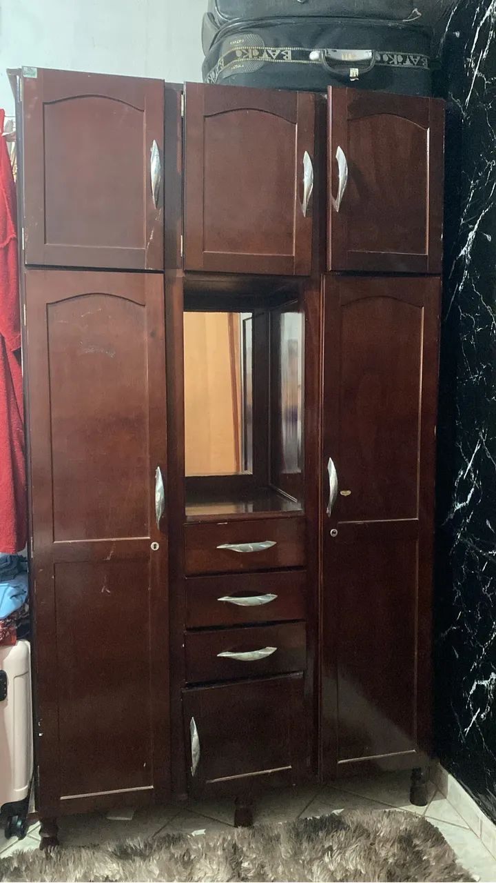 Guarda roupa de madeira64330719573762121