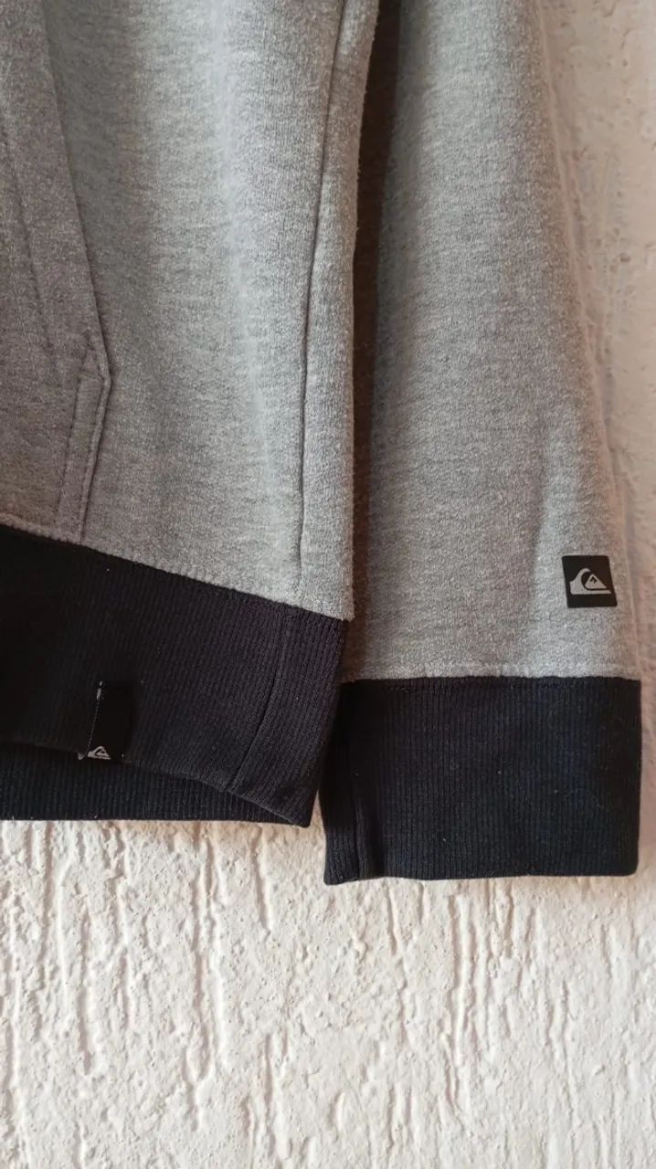 casaco quiksilver moletom cinza e preto veste m - Foto 3