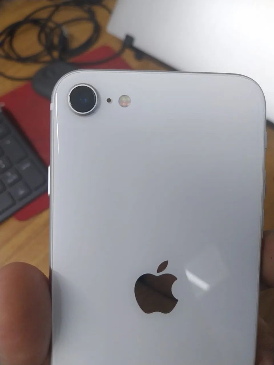 iPhone SE 3 geração, troco em console ps4/series s - Foto 2