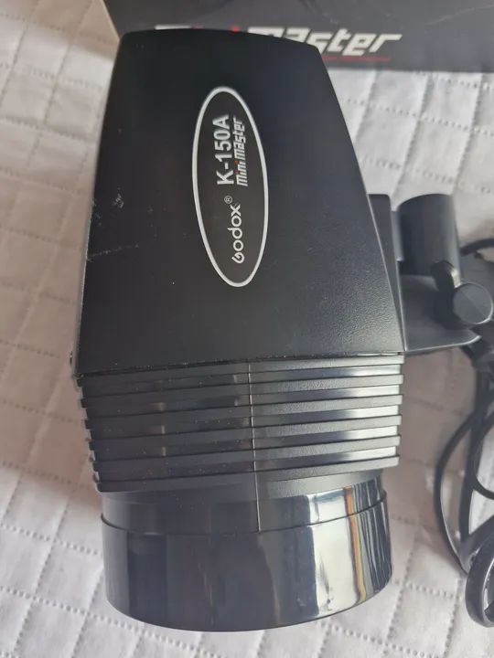 Tocha Godox 150A 110v - Foto 2