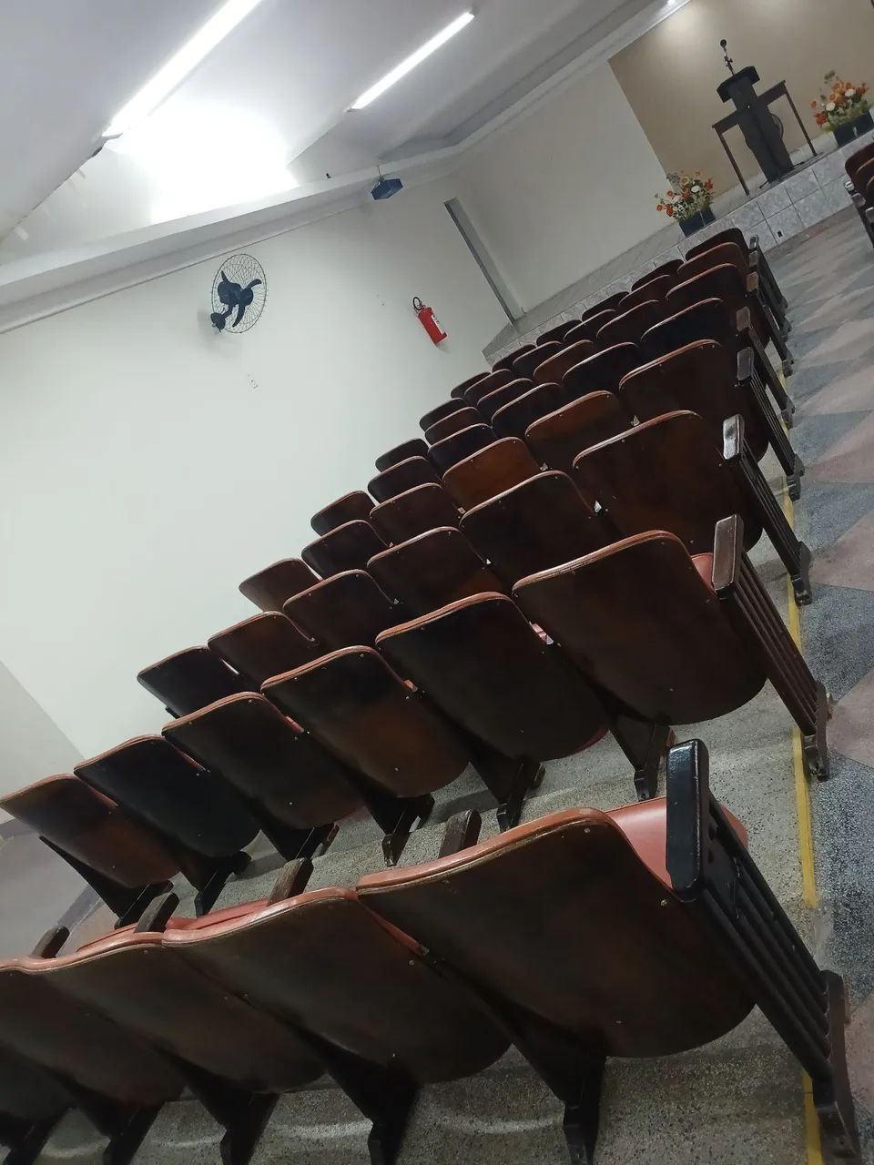 Cadeiras longarina. - Foto 3