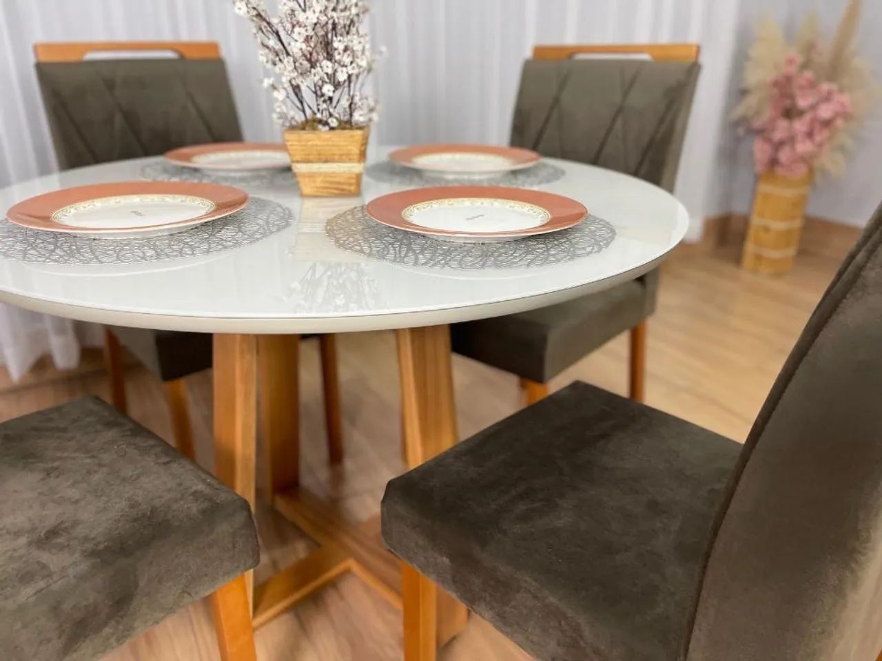 Mesa de Jantar Bali Circular 1.10×1.10 c/4 Veludo- Produto Novo - Foto 4