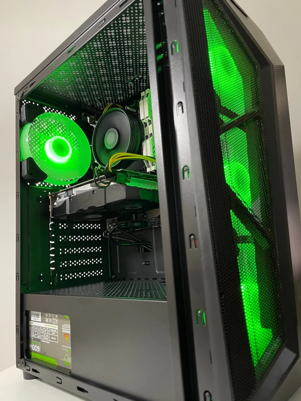 Computador gamer i5 c/ RX 580 8Gb