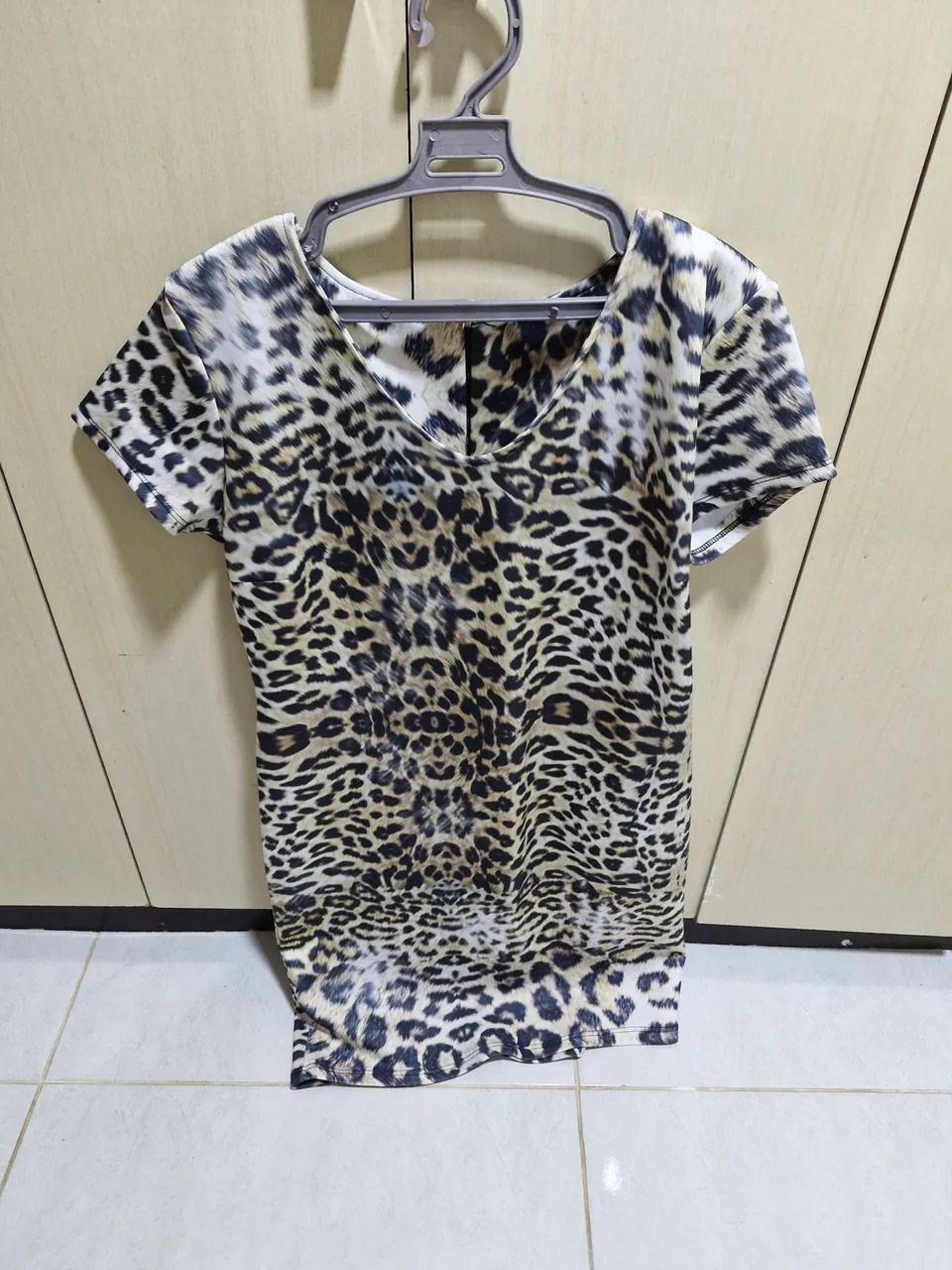 Vestidos estampa de onça 