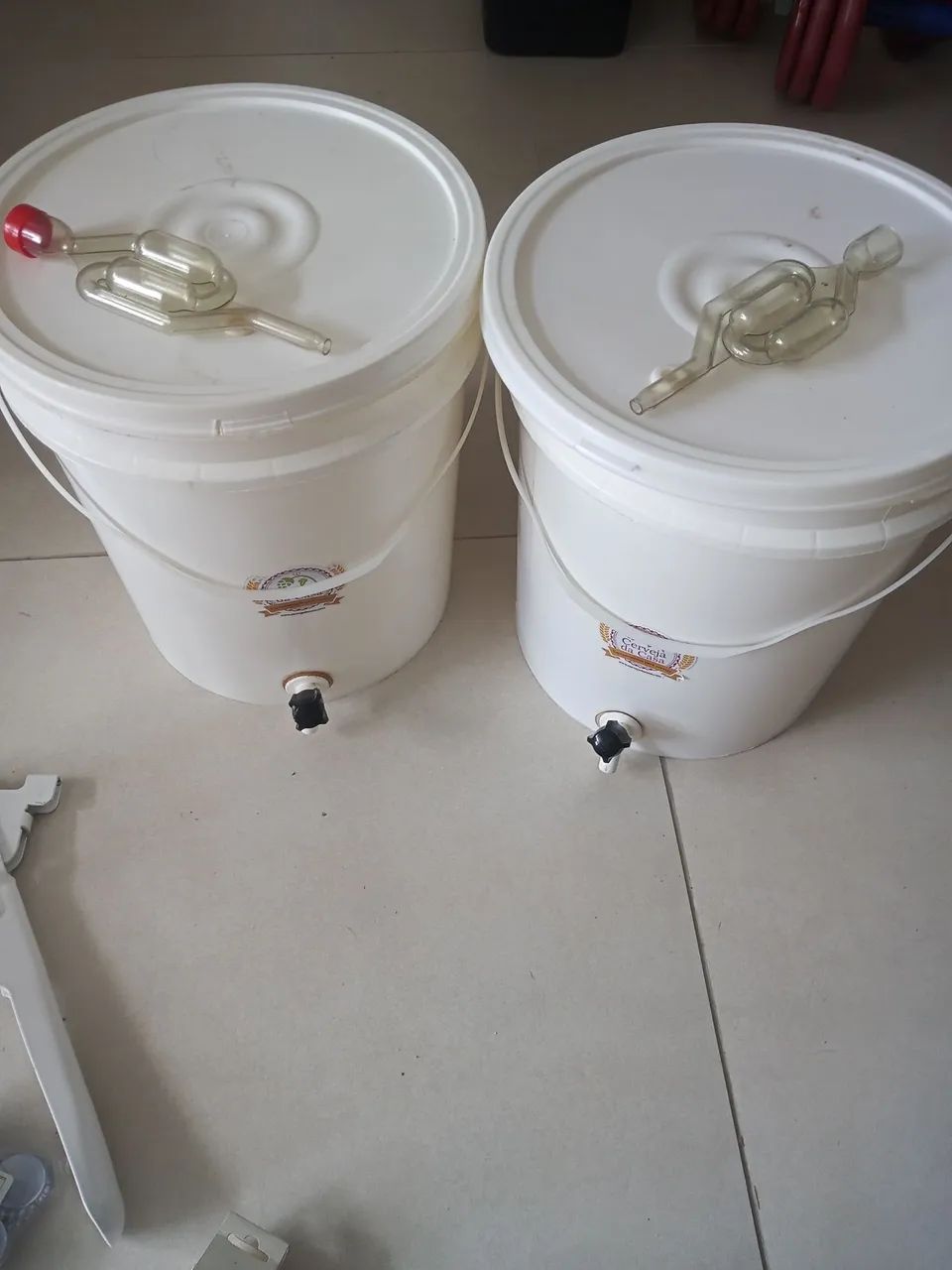 Kit produção de cerveja artesanal 20l com termômetro e fixador de tampas