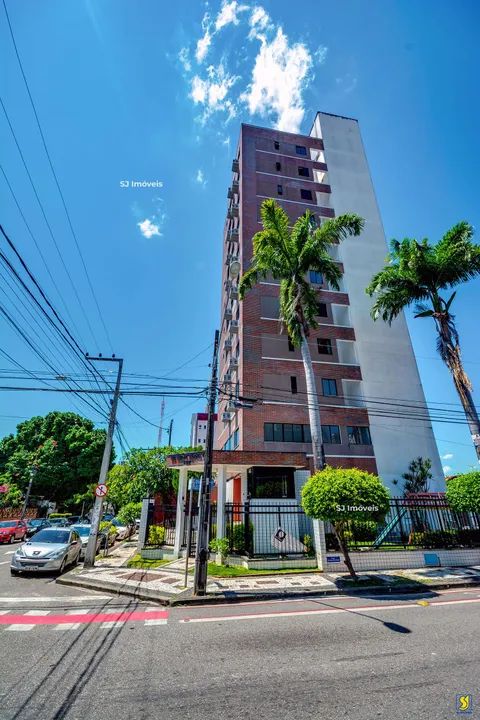 Apartamento no bairro Dionísio Torres