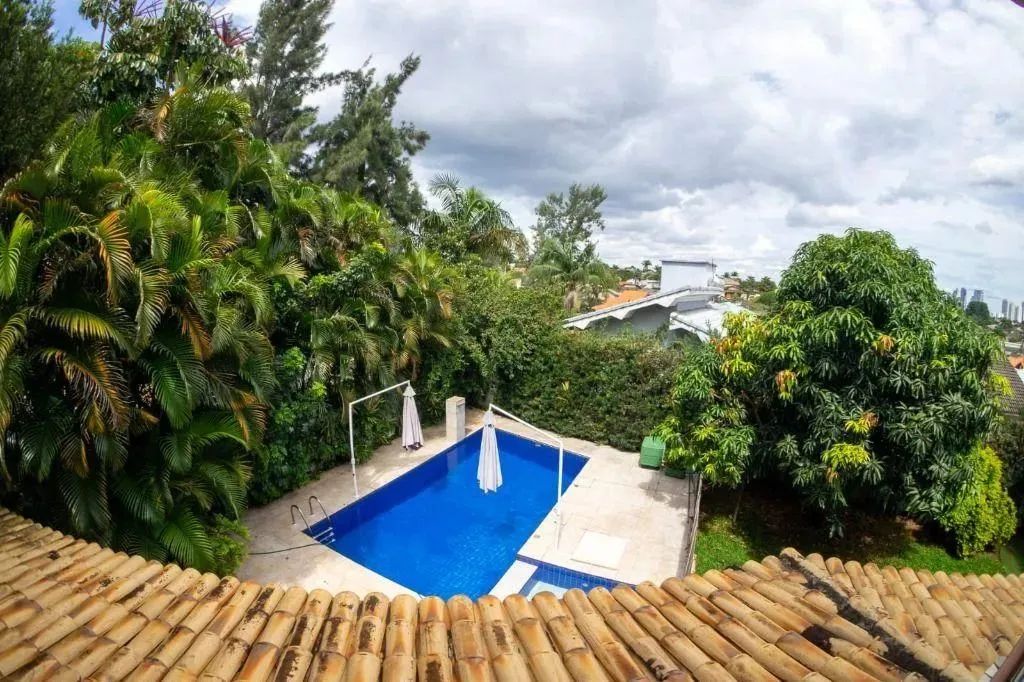 Casa à venda e para alugar em Santana de Parnaíba, Alphaville, com 5 suítes, com 422 m² - Foto 13