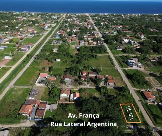 Lindo Terreno no Litoral de SC - Ervino