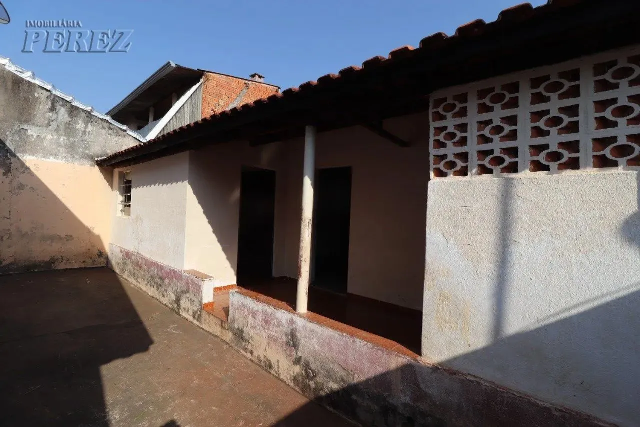 A Imobiliária Perez oferece a você mais uma ótima oportunidade de casa para locação em Lon