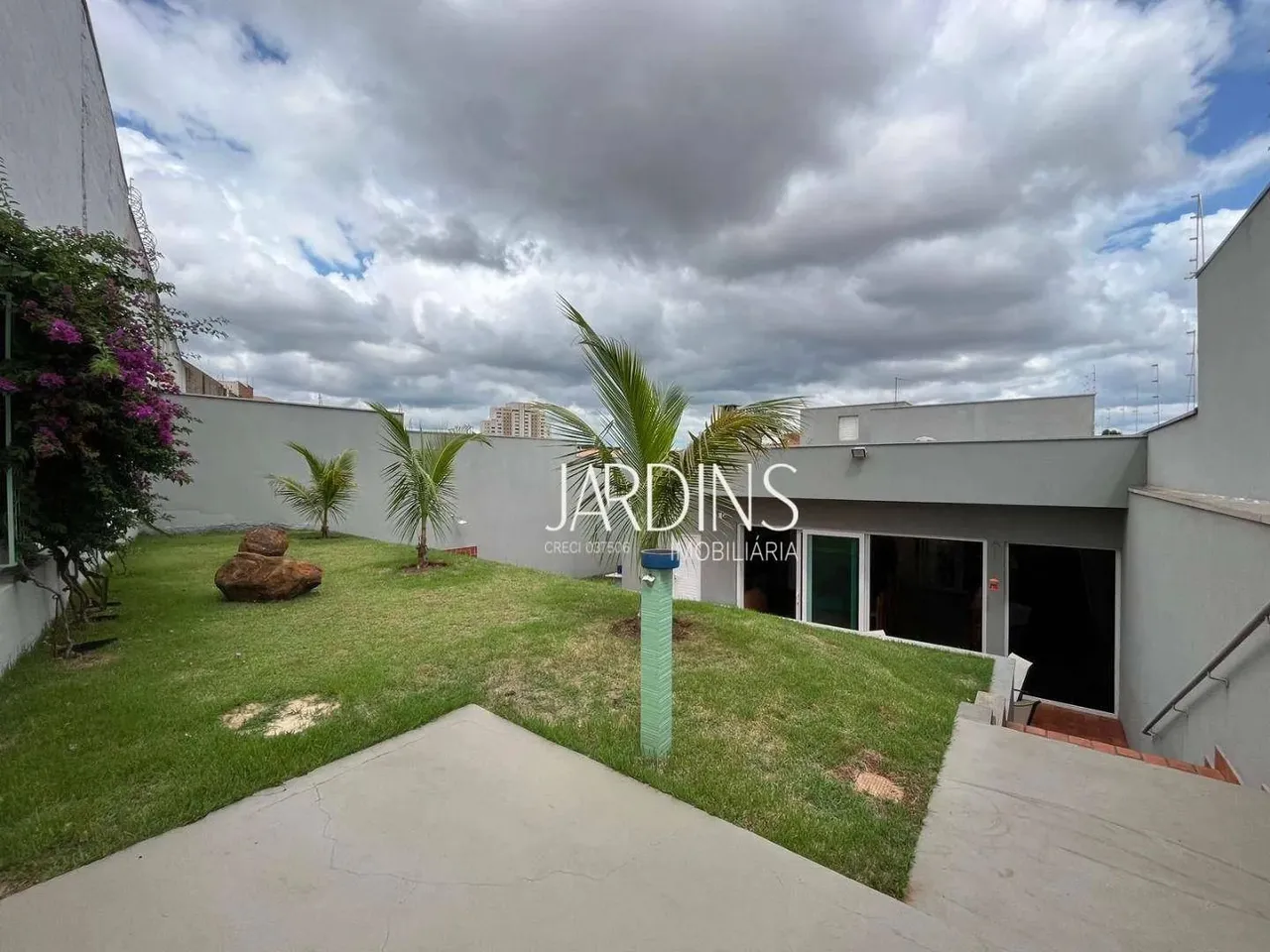 Casa com 3 dormitórios à venda, 210 m² por R$ 890.000,00 - Alto da Boa Vista - Ribeirão Pr