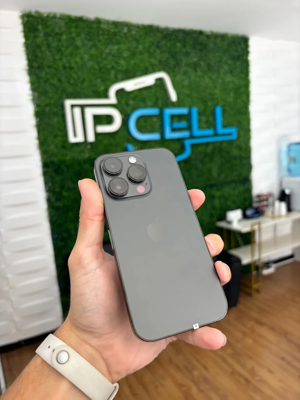 APPLE IPHONE 14 PRO - 256GB