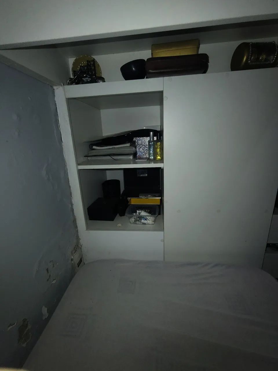 Beliche branca com escada e gavetas - Foto 4