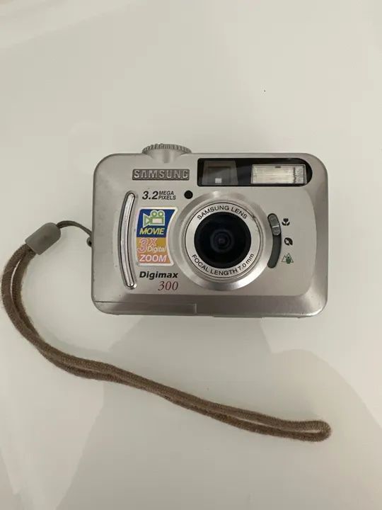 Câmera Digital Samsung Digimax 300 - não funciona