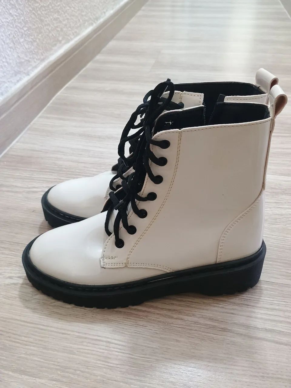 Bota Branca 37 - Foto 3