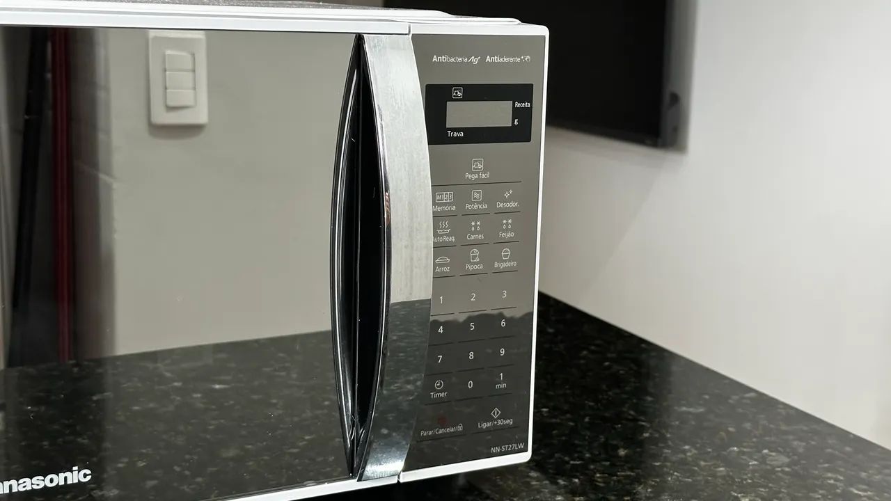 Microondas 220v - Panasonic NOVO - Foto 3